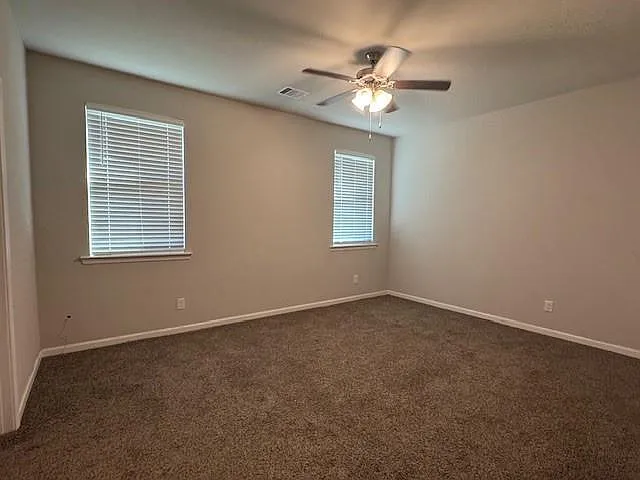 713 Lakeshore Village Dr — Photo 10
