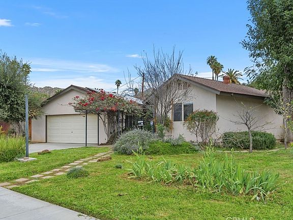 3rd image of 3314 Celeste Dr