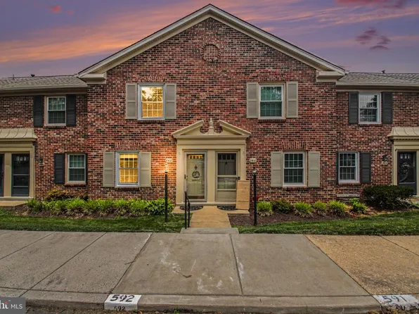 8418 Penshurst Dr #592, Springfield, VA 22152