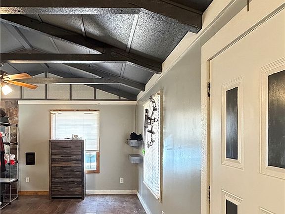 4th image of 33616 Ray Rd