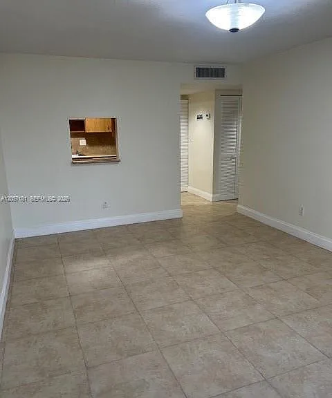 14525 N Kendall Dr #304J — Photo 11