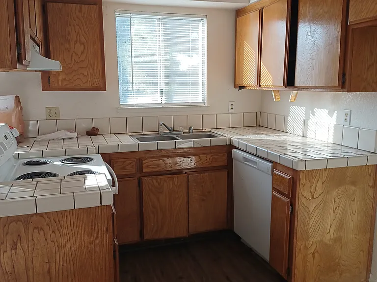 4701 Beechwood St #82 — Photo 8