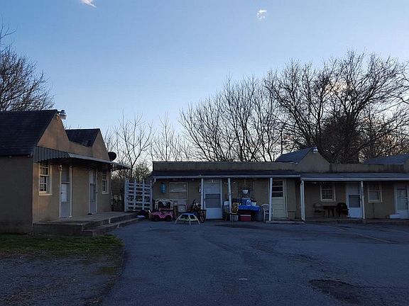4th image of 16715 National Pike