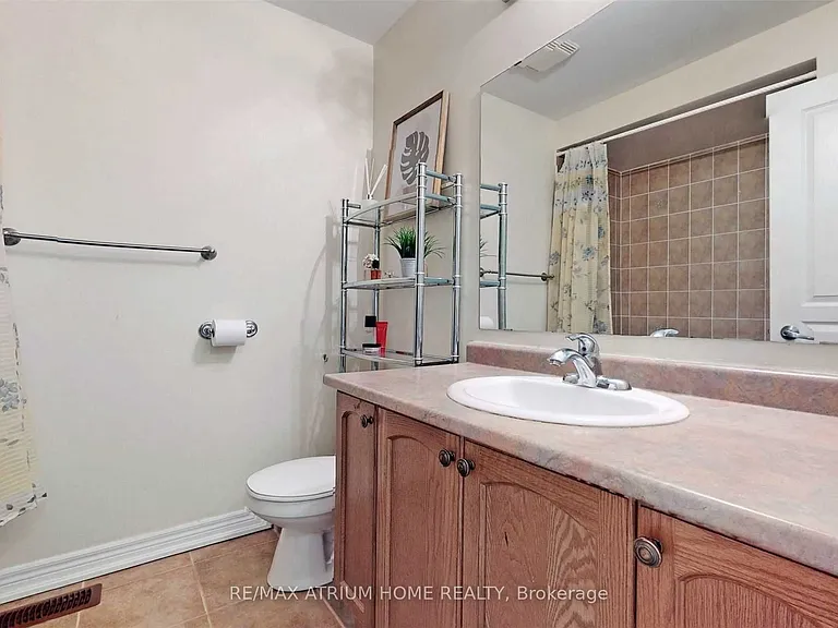 41 Thistle Ave — Photo 12
