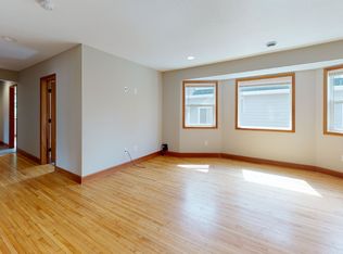 1018 16th Ave SE UNIT 2, Minneapolis, MN 55414