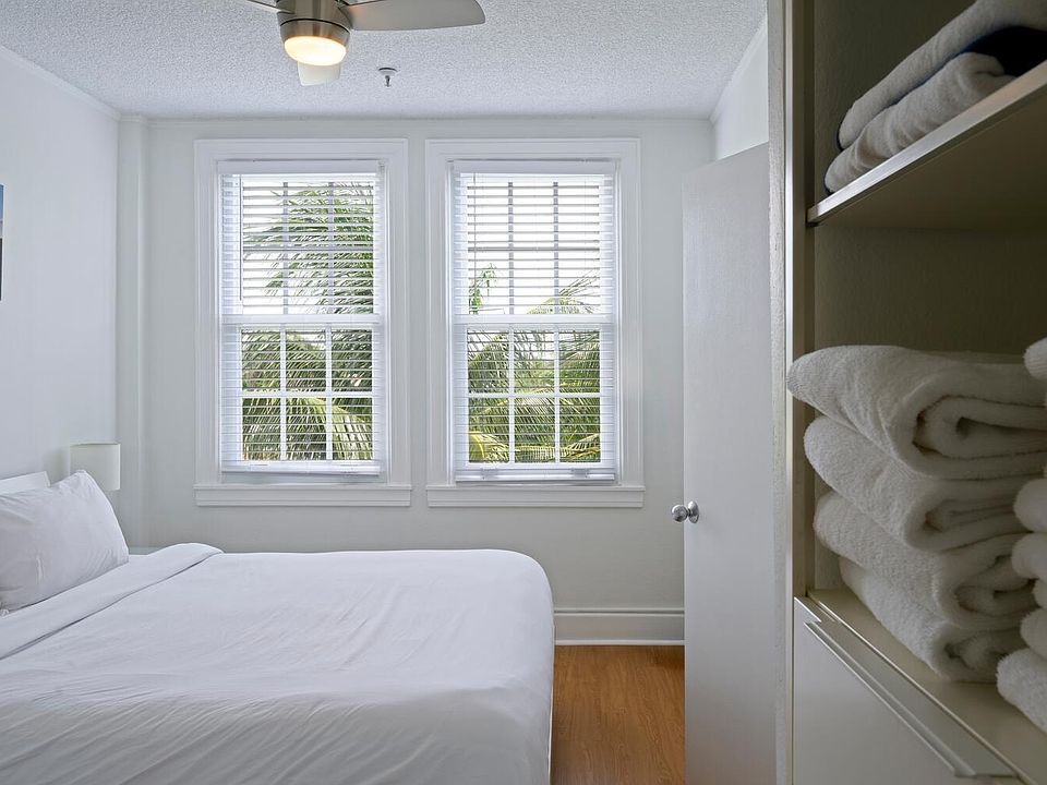 1st image of 235 Sunrise Avenue #3220