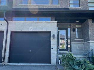 7 Greenwich Ave, Hamilton, ON L8J 0L4