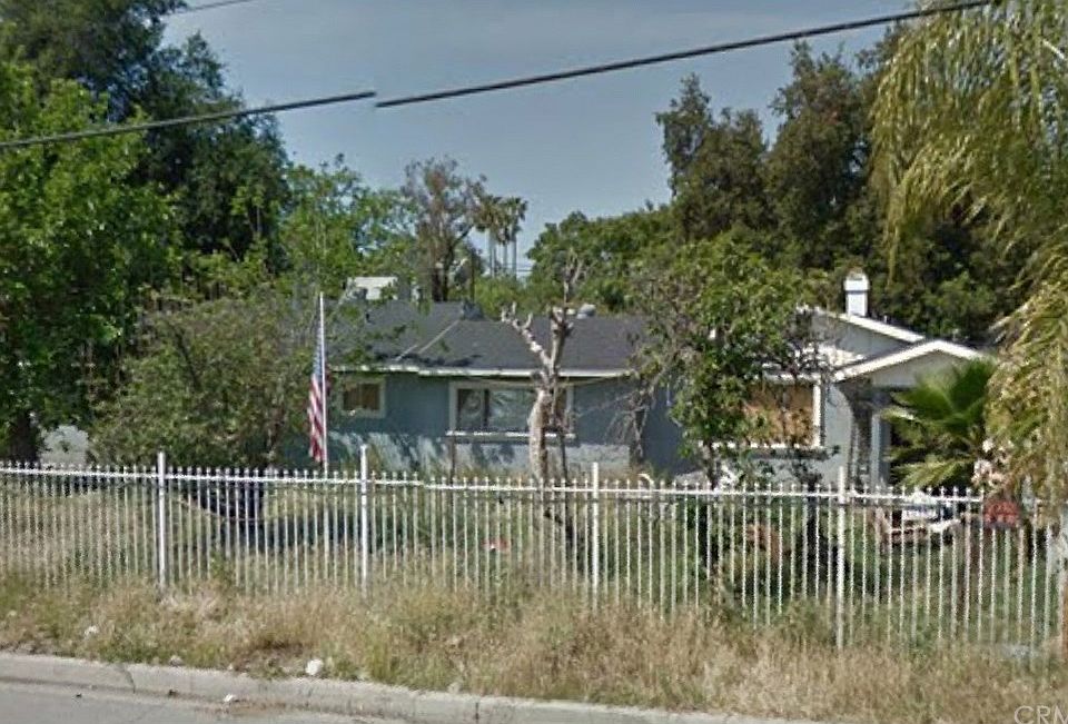 1st image of 4294 Electric Ave