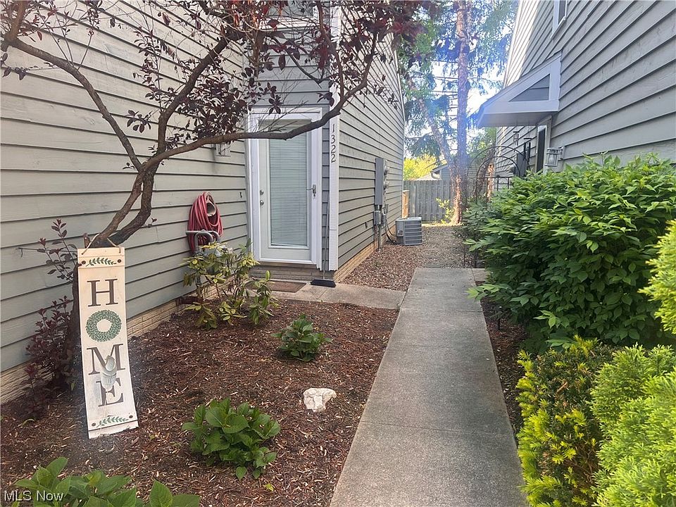 1st image of 1322 Patti Park #74