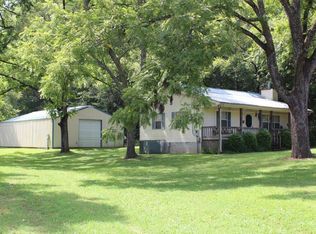 2427 Long Creek Rd, Lafayette, TN 37083