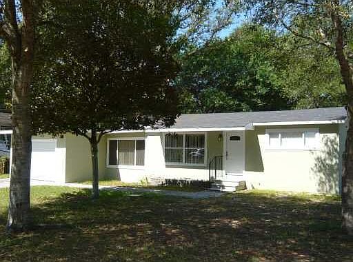 1st image of 602 College Ave