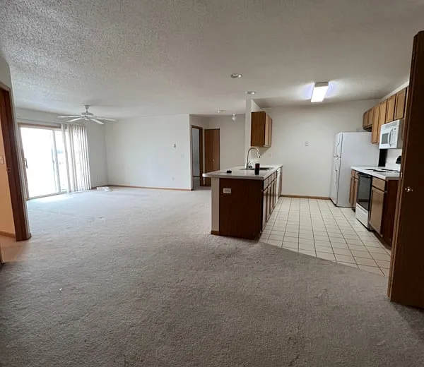 1 bed, $1,195 — Photo 4