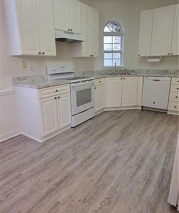 5th image of 1718 Honorary Ct