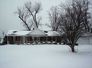 1297 Amboy Rd, Amboy, IL 61310