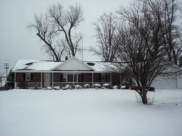 1297 Amboy Rd, Amboy, IL 61310