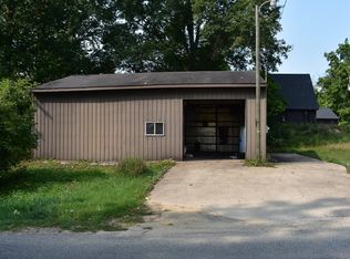 Hilltop Rd, Bloomingdale, MI 49026