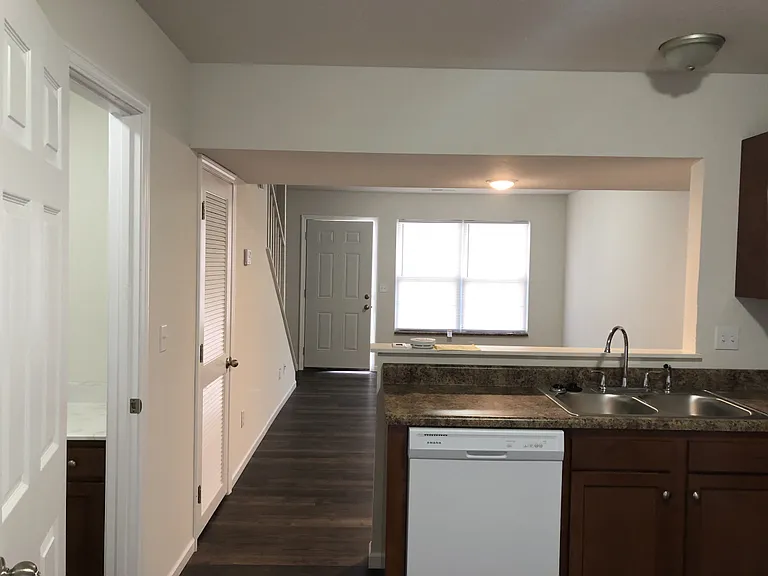 2539 Vienna Rd — Photo 6