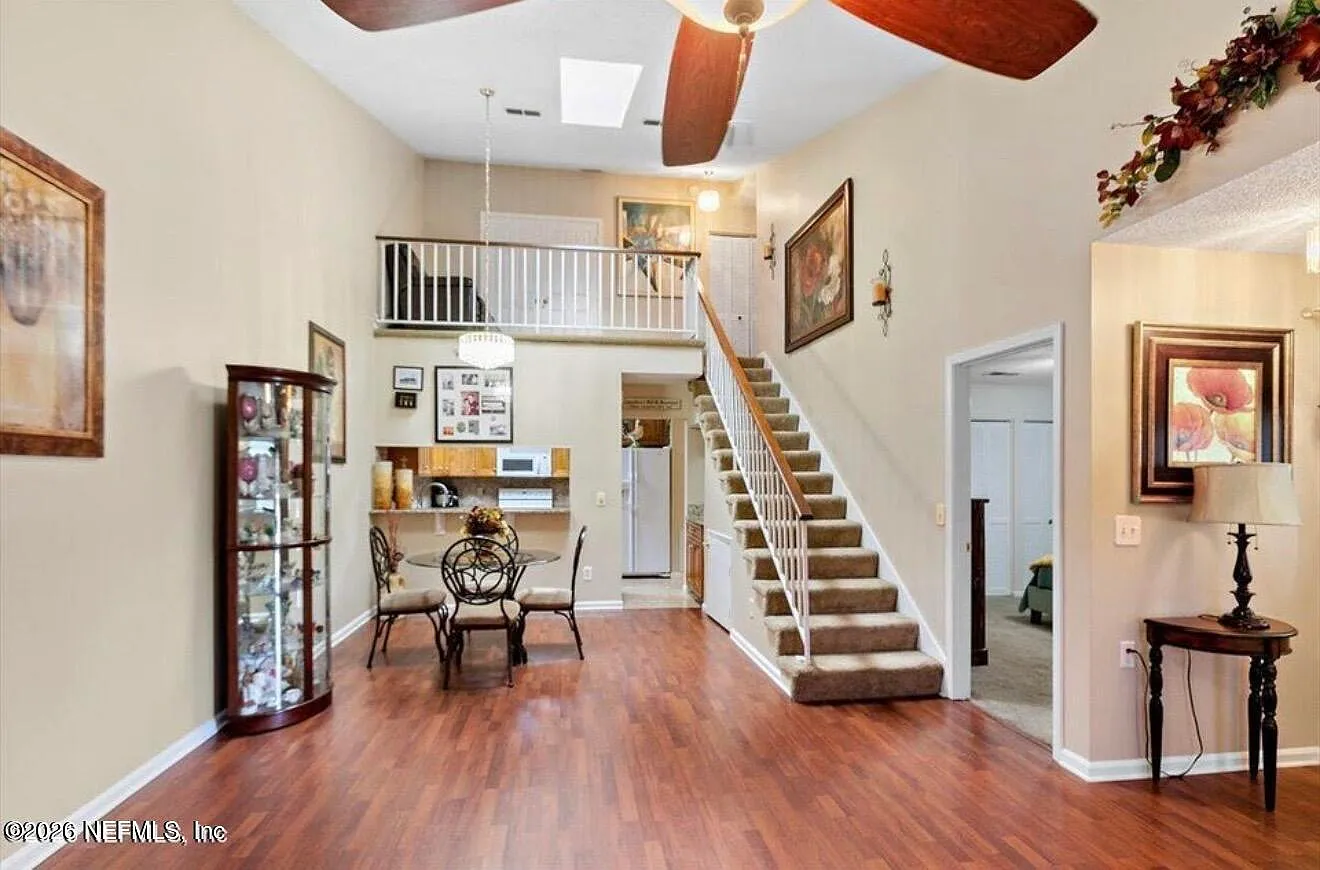 2 bed, 2.0 bath, 1240 sqft, $1,650 — Photo 4