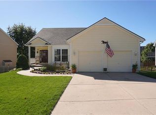 1404 River Run Dr, Platte City, MO 64079