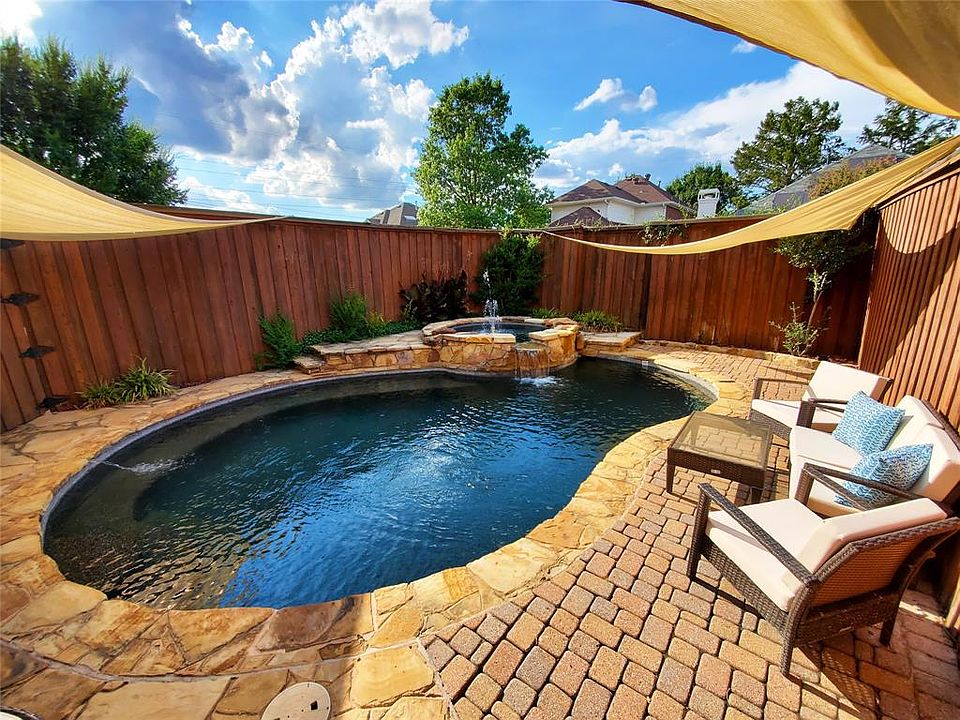 1st image of 18844 Park Grove Ln