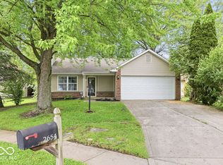 2654 Cooper Pointe Cir, Indianapolis, IN 46268