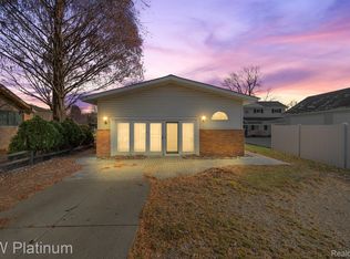 29548 Old North River Rd, Harrison Township, MI 48045