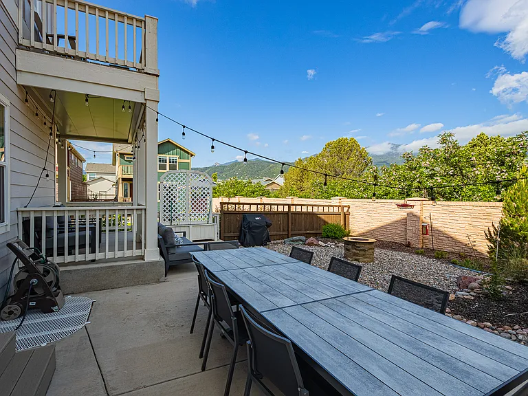 1516 Solitaire St — Photo 40