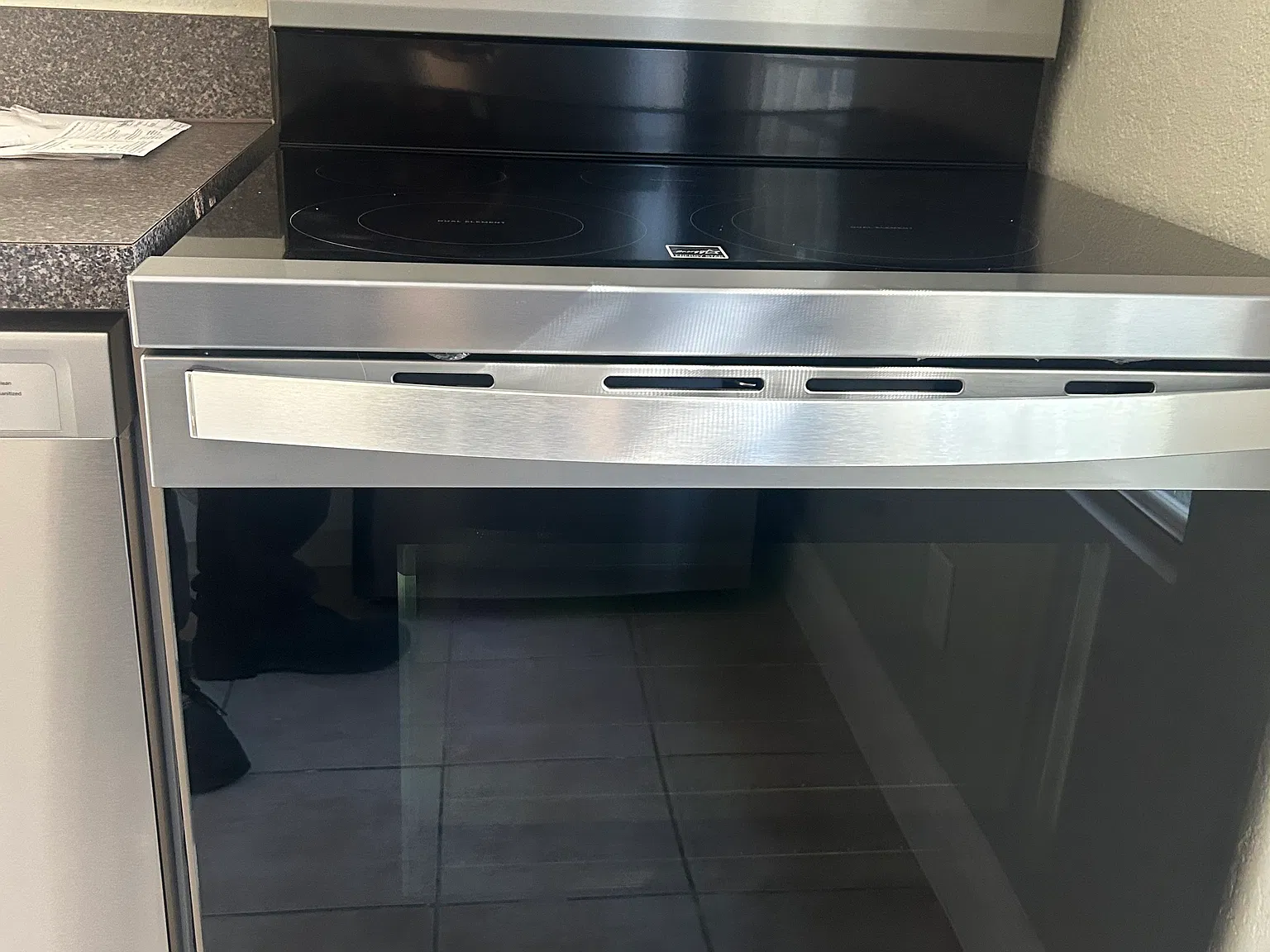 2 bed, 1051 sqft, $1,800 — Photo 4
