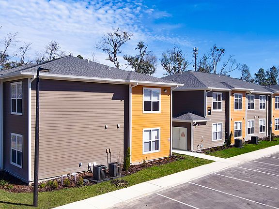 3rd image of 800 Everett Way #F6855362f