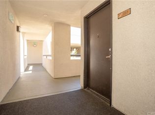 5530 Owensmouth Ave APT 311, Woodland Hills, CA 91367