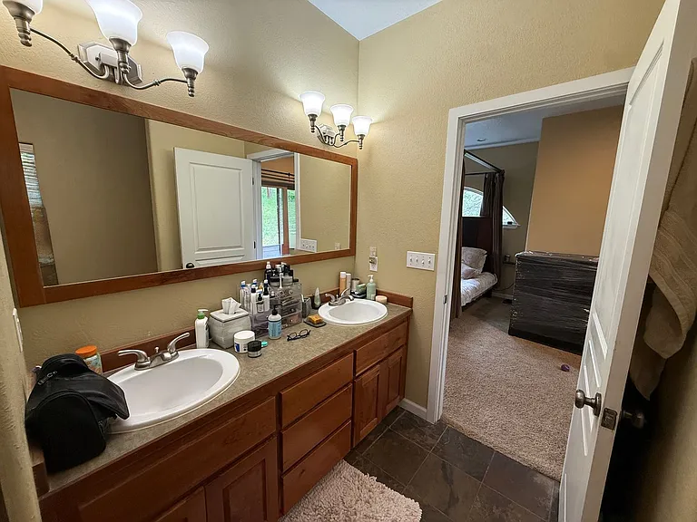 15284 Savik Ln — Photo 12