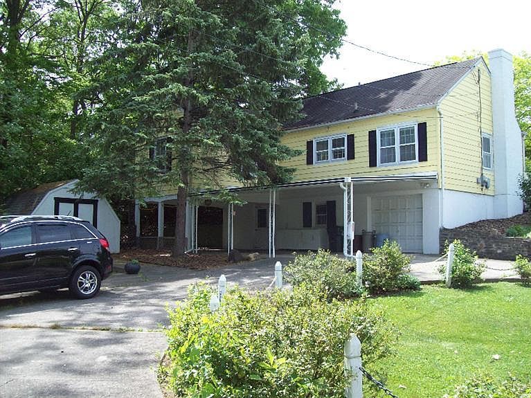 1st image of 605 Aberdeen Dr