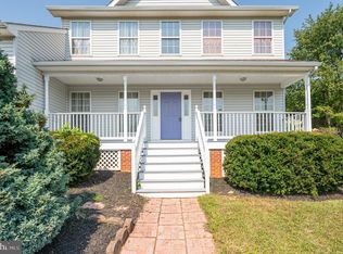 292 Apple Cross Rd, Harpers Ferry, WV 25425