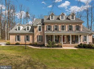 4 Middle Woods Ct, Parkton, MD 21120