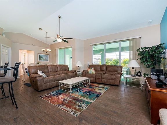 5th image of 7317 Cary St