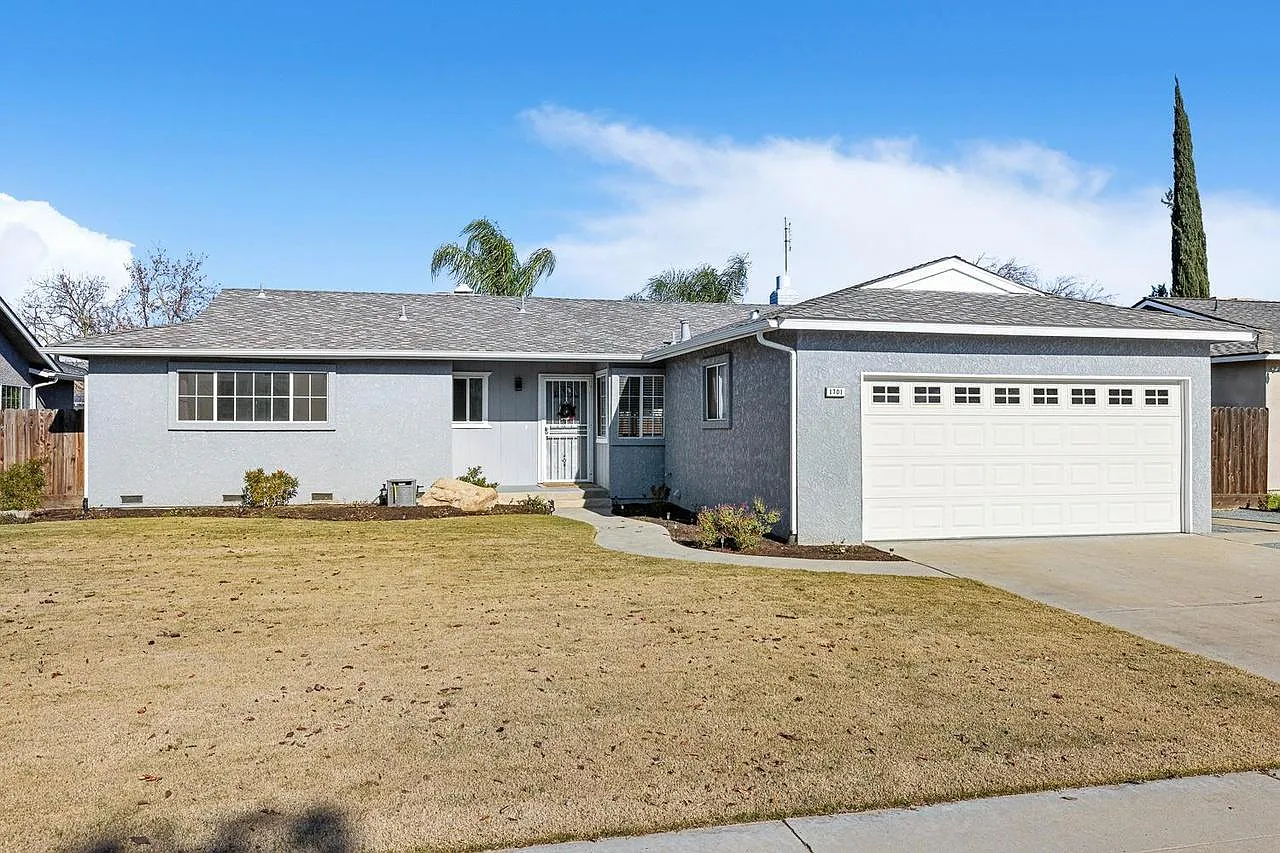 3 bed, 1271 sqft, $2,600 — Photo 4