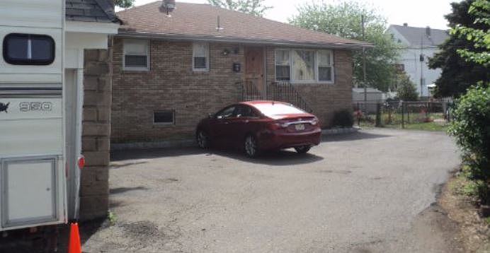 2nd image of 41-43 Walton St