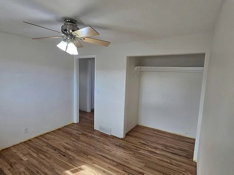 3723 W Kewanee Dr — Photo 19