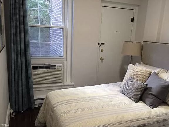 14 Clearway St. #8 Boston - Back Bay Unit Photo 5