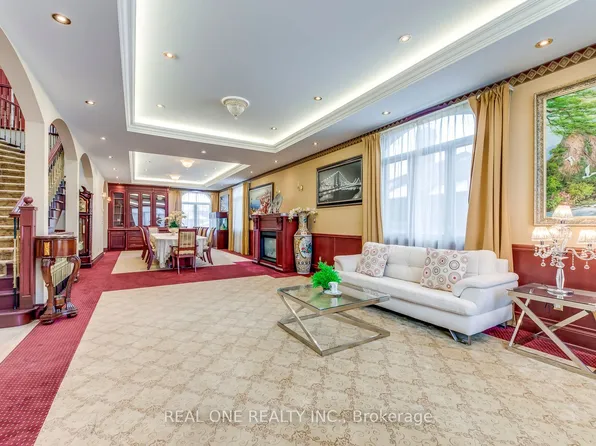 3480 Joan Dr, Mississauga, ON L5B 1T5