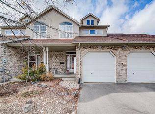 36 Norman St, Waterloo, ON N2L6L5