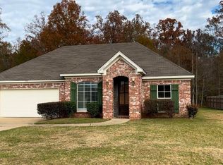 529 Oak Park Cir, Pearl, MS 39208