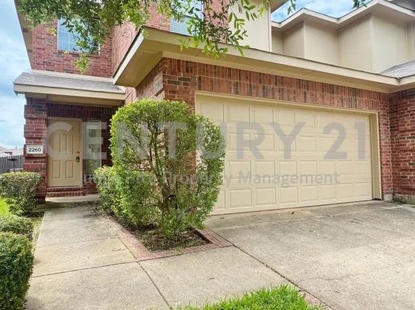 2260 Stonebrook Ln, Mesquite, TX 75181