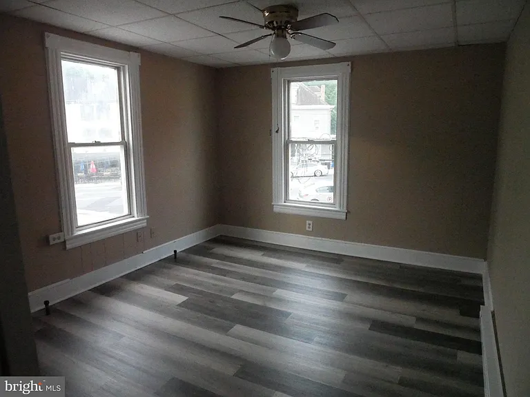 707 Wood Ave #1 — Photo 9