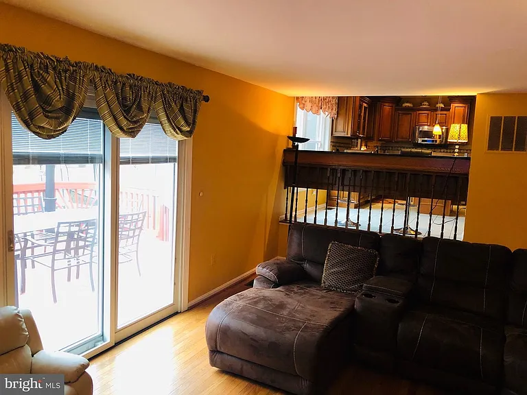 Sunflower Cir — Photo 25