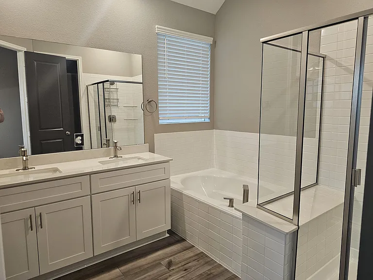 114 Longhorn Run Dr — Photo 11