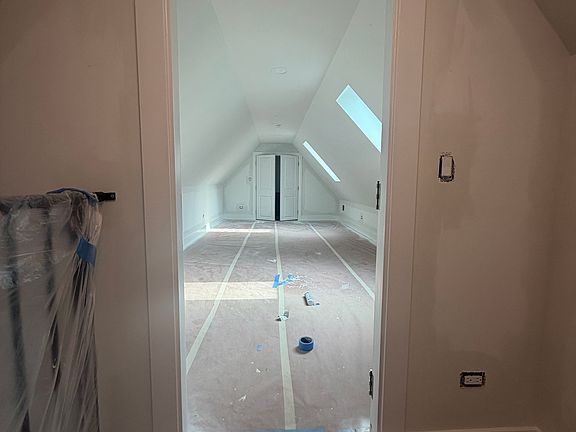 5th image of 1628 W Blackhawk St #2