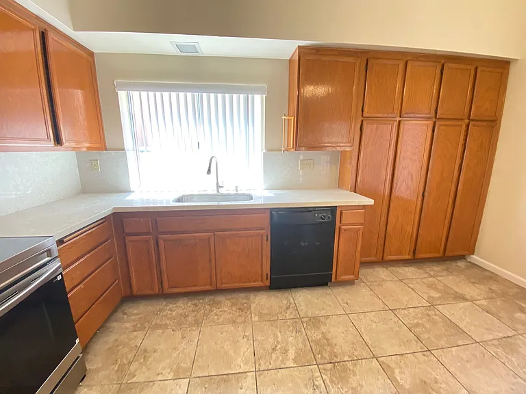 8706 Park Run Rd — Photo 11