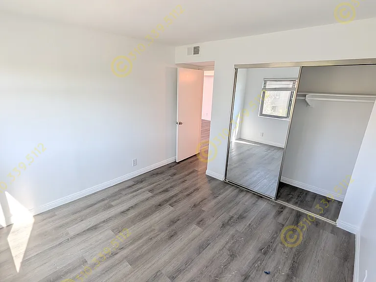 445 Hawthorne #313 — Photo 14