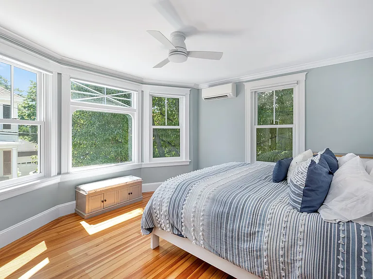 8 Bush St — Photo 44